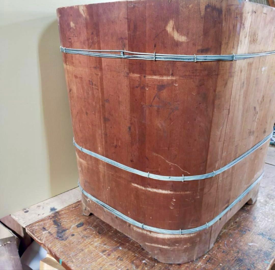 青森産ヒバ 木製浴槽 (オマケ：新品の木製湯口も付けます◎)