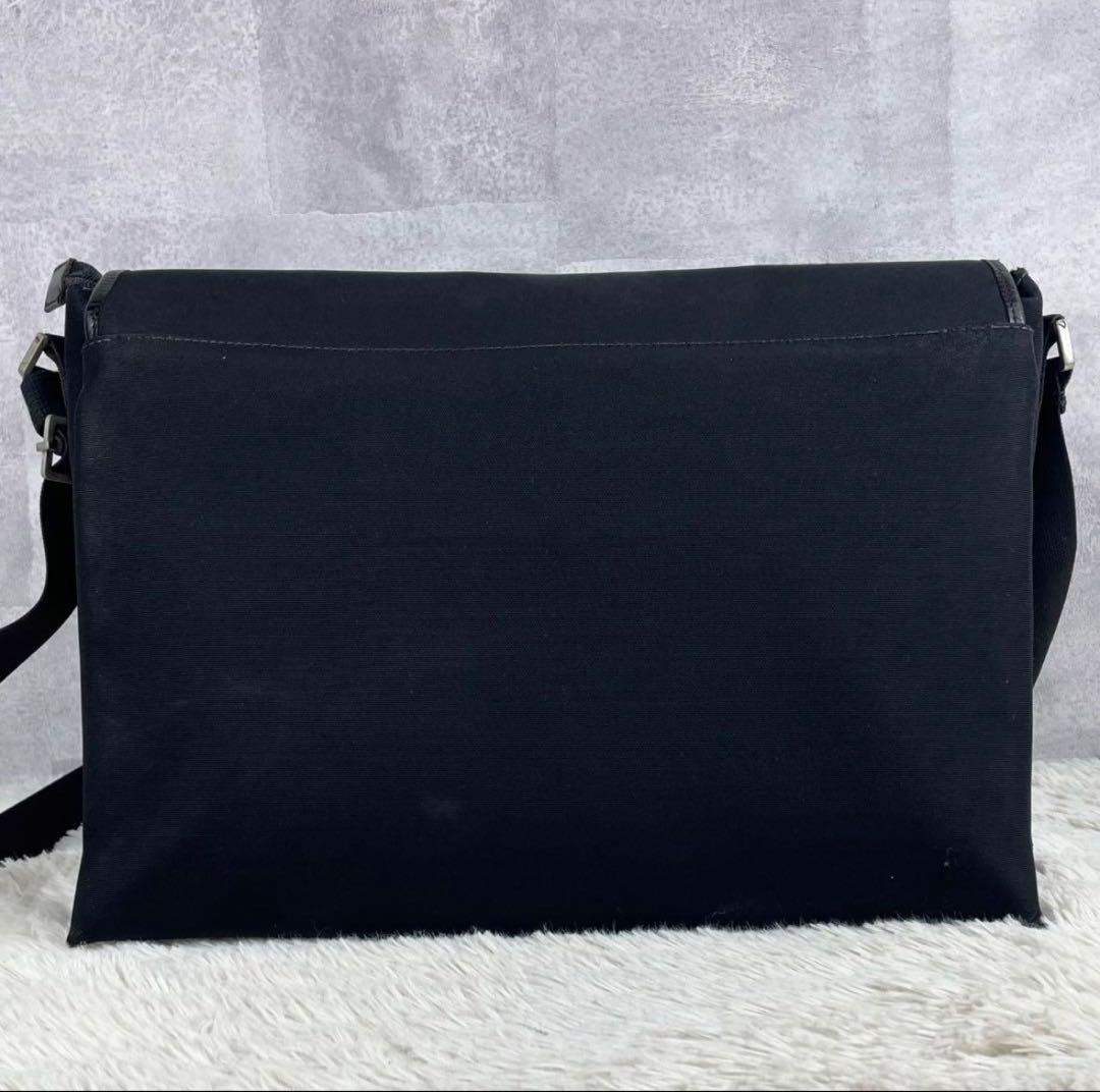 ✨【美品】GUCCI (グッチ) 定番デザイン ショルダーバッグ ブラック✨