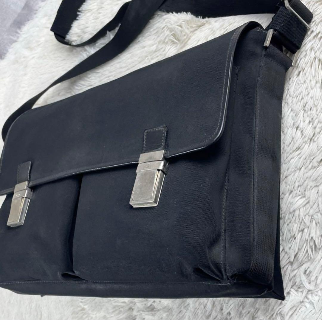 ✨【美品】GUCCI (グッチ) 定番デザイン ショルダーバッグ ブラック✨