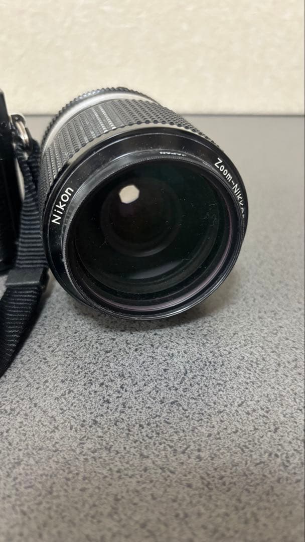 一眼レフカメラNikon FE 43-86mmレンズ付き　。モータードライブ。