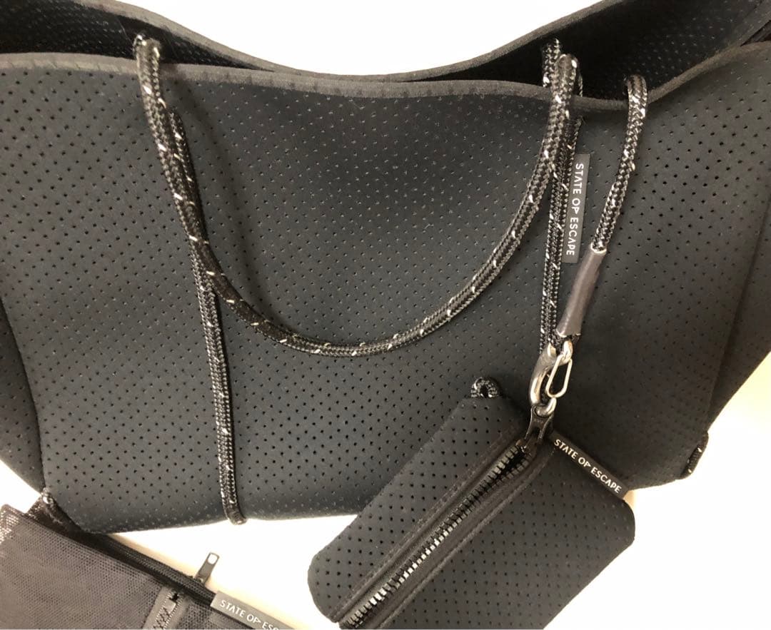 ☆美品☆State of Escapeトートバック　ブラック