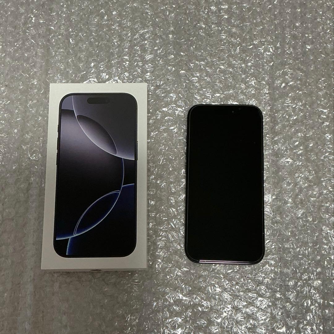 【美品】iPhone 16 Pro 256GB SIMフリー