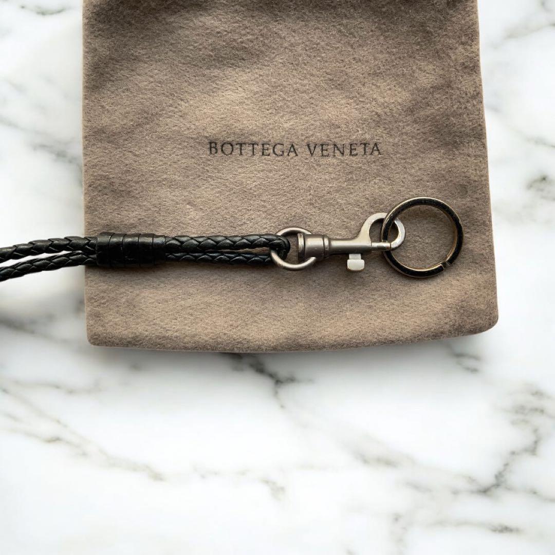 【BOTTEGA VENETA】イントレチャート リング付 ネックストラップ