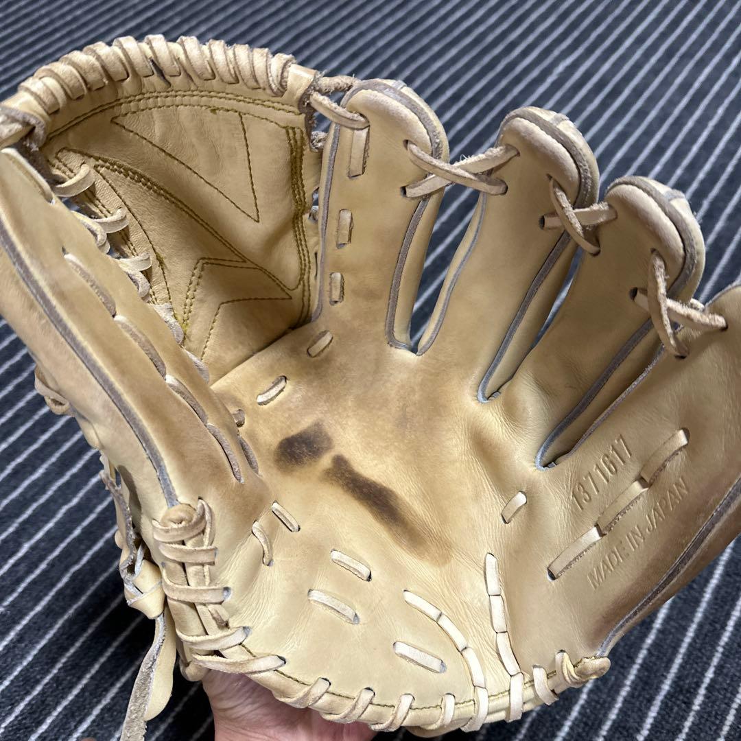 アンダーアーマー硬式投手グラブ希少モデル