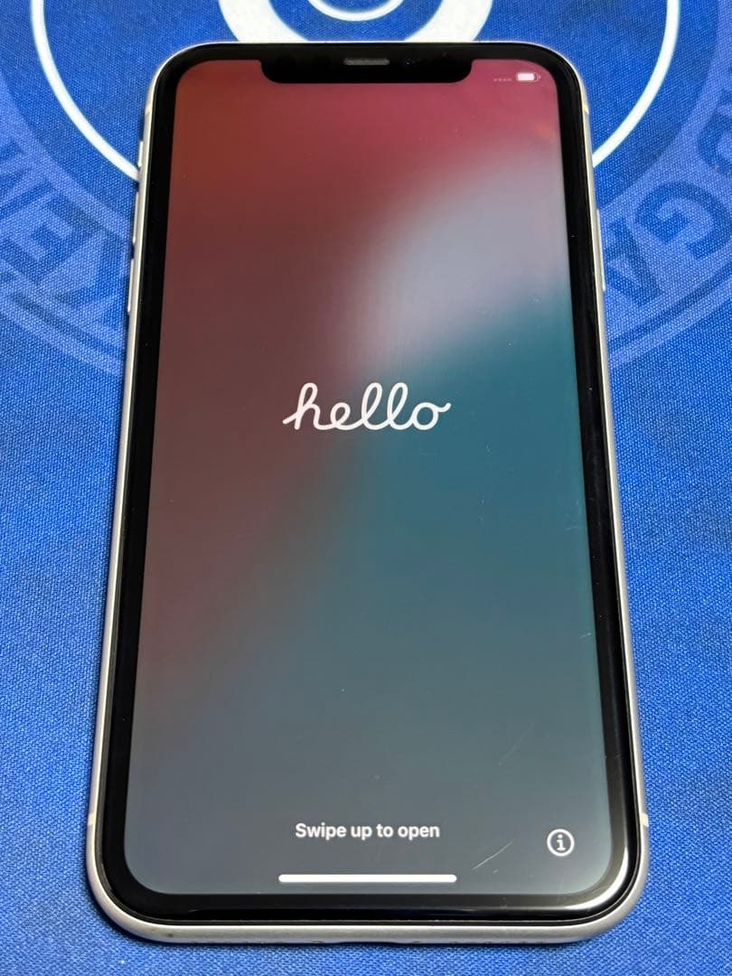 三連休特価【送料込、匿名配送】iPhone11ホワイト64GB simフリー