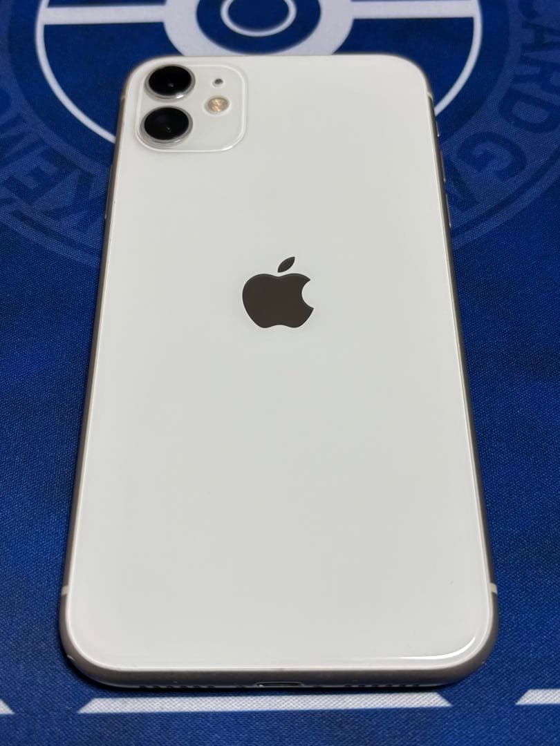 三連休特価【送料込、匿名配送】iPhone11ホワイト64GB simフリー