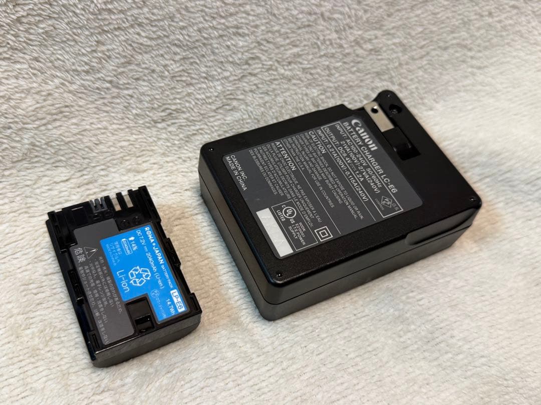 【美品】Canon EOS 70D デジタル一眼レフカメラ