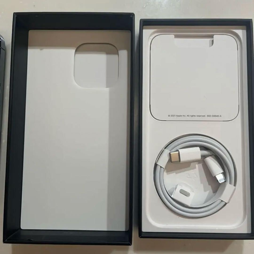 iPhone 13 Pro 128GB SIMフリー　バッテリー100%