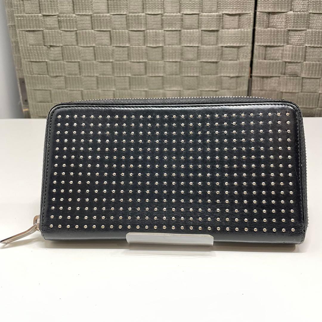 や*ー様 SAINT LAURENT スタッズ付き長財布 ブラック