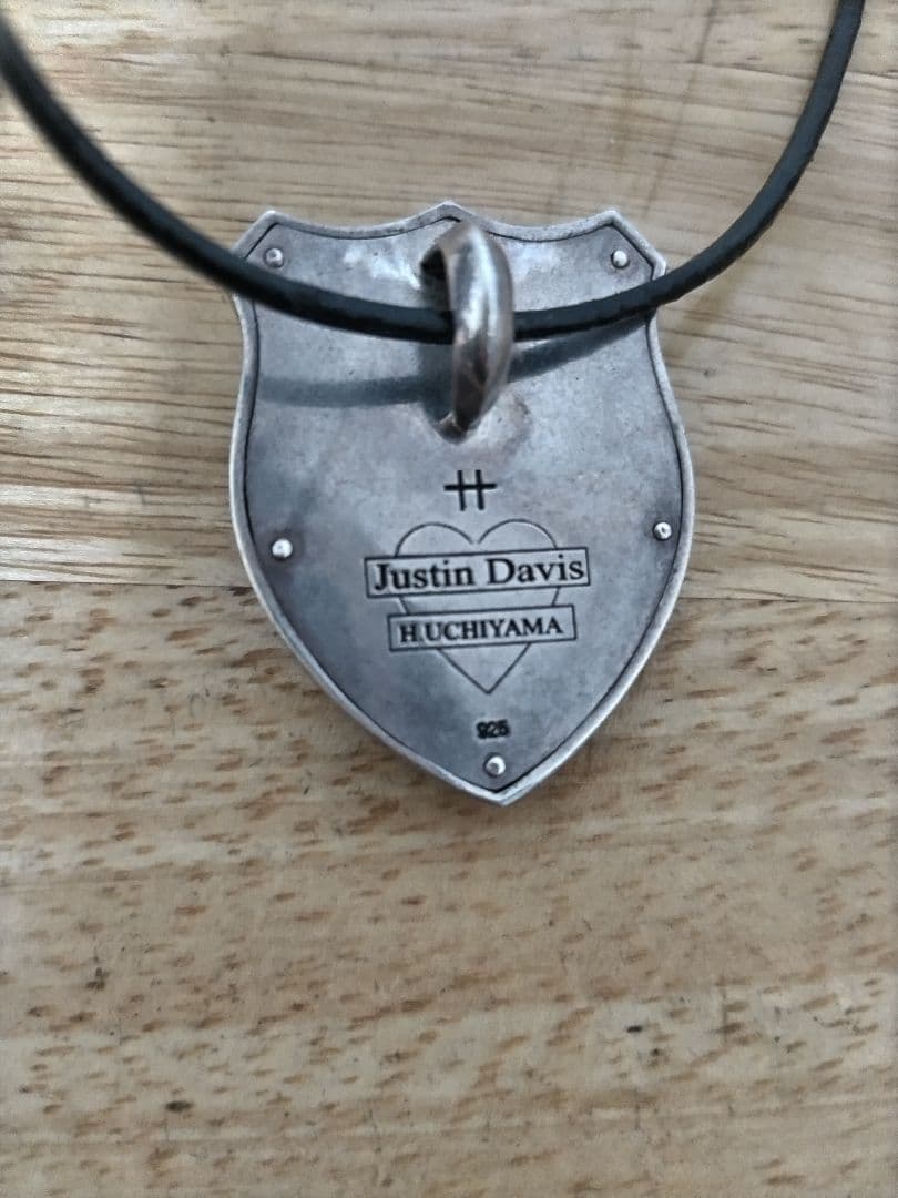justin davis　ジャスティンデイビス　スカルシールドペンダント