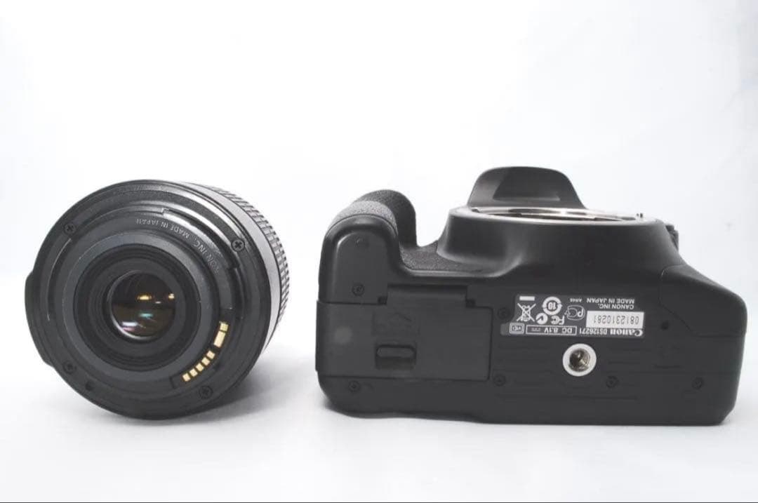 Canon EOS Kiss X4 一眼レフカメラ　付属品付きですぐに使える❗️