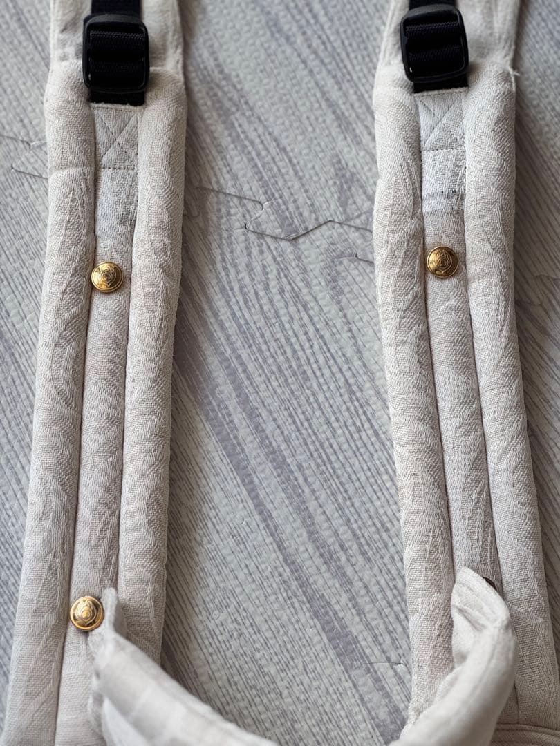 artipoppe アーティポッペ 抱っこ紐