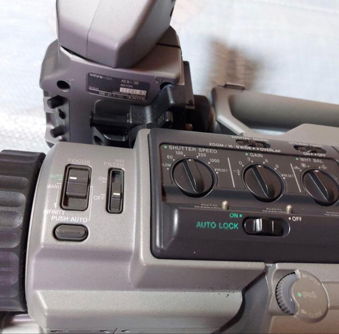 SONY　年代物　デジタルビデオカメラ　DCR-VX9000　3CCD 20x