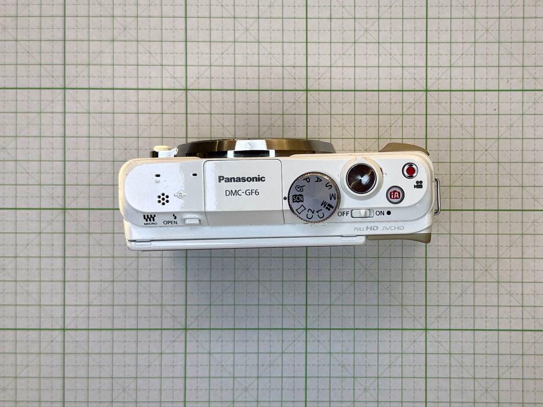 も*k様 Panasonic LUMIX DMC-GF6 ホワイト　レンズ付き