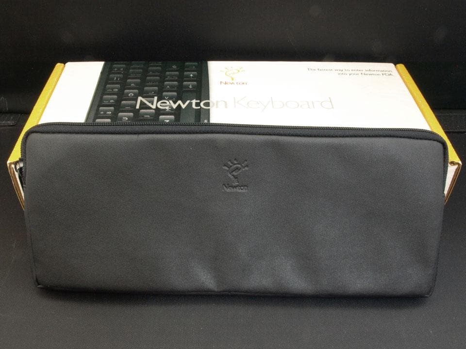 アップル（Apple）ニュートン（Newton）用Keyboard 新品未開封品