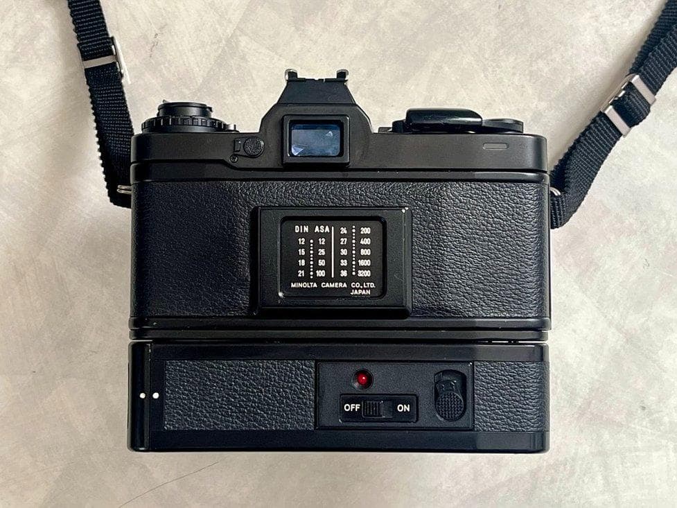 【美品】ミノルタXD + オートワインダーD +レンズ 45mm + 300mm