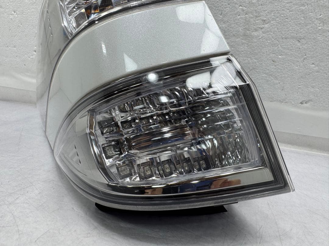トヨタ 20 ヴェルファイア LED テールライト テールランプ 左側