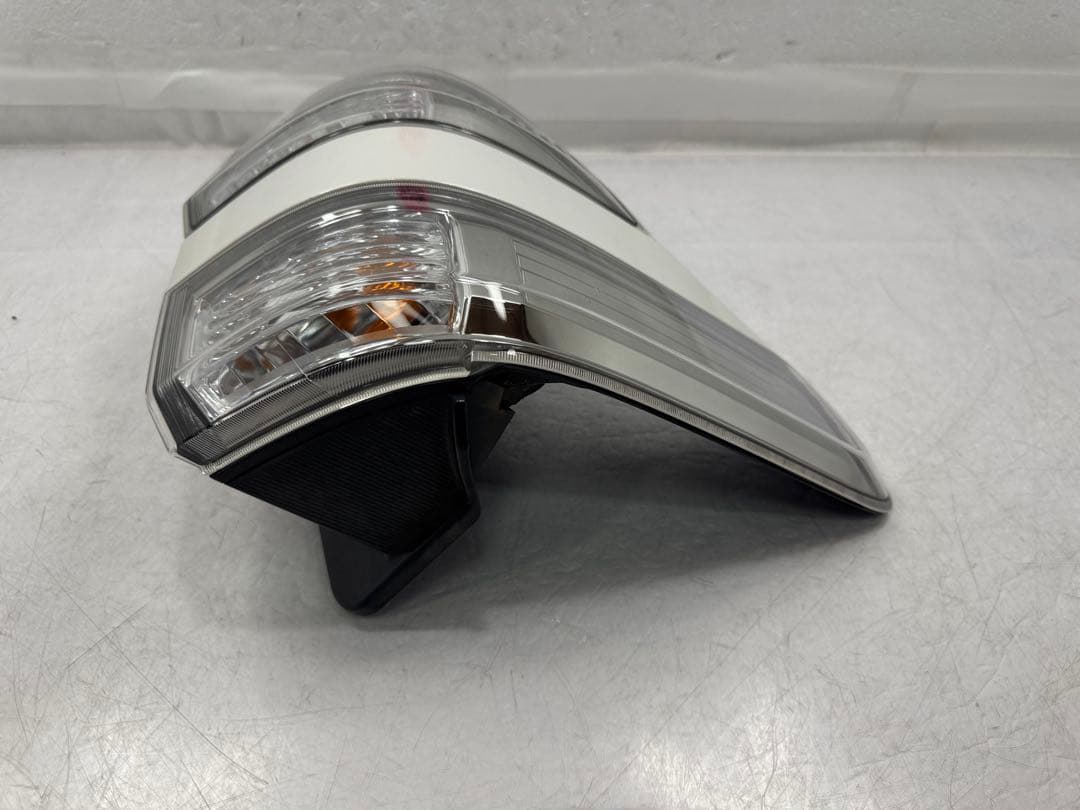 トヨタ 20 ヴェルファイア LED テールライト テールランプ 左側