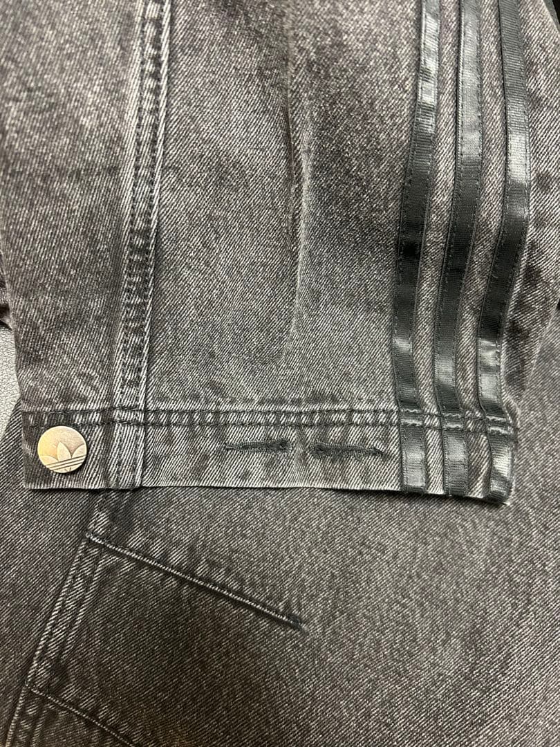 Adilenium シーズン 3 バナナフィット ウォッシュドデニムパンツ