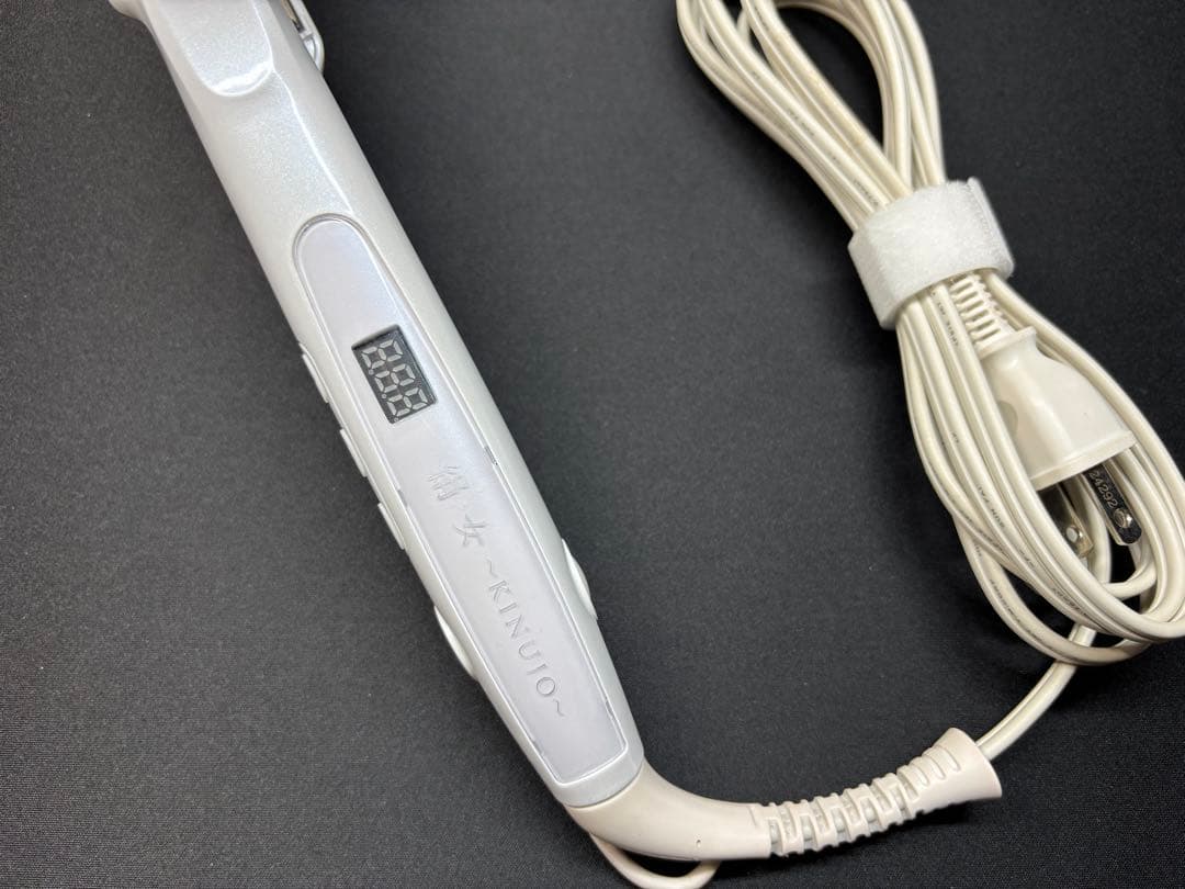KINUJO　絹女　ストレートヘアアイロン　LM125