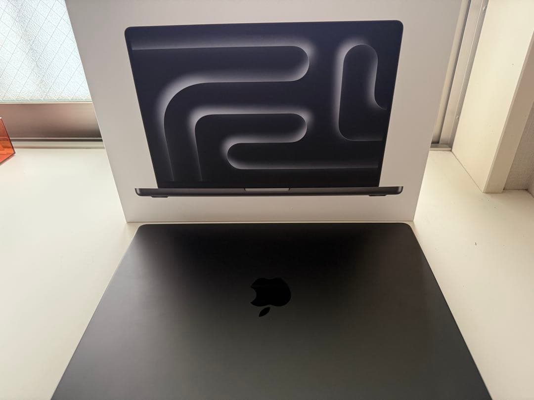 【polyester！ 】14インチ MacBook Pro M4 Pro