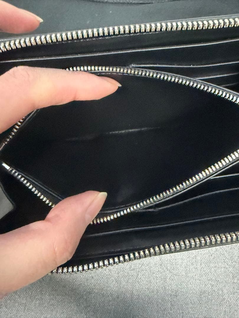 Berluti (ベルルッティ) イタウバ ラウンドジップロングウォレット