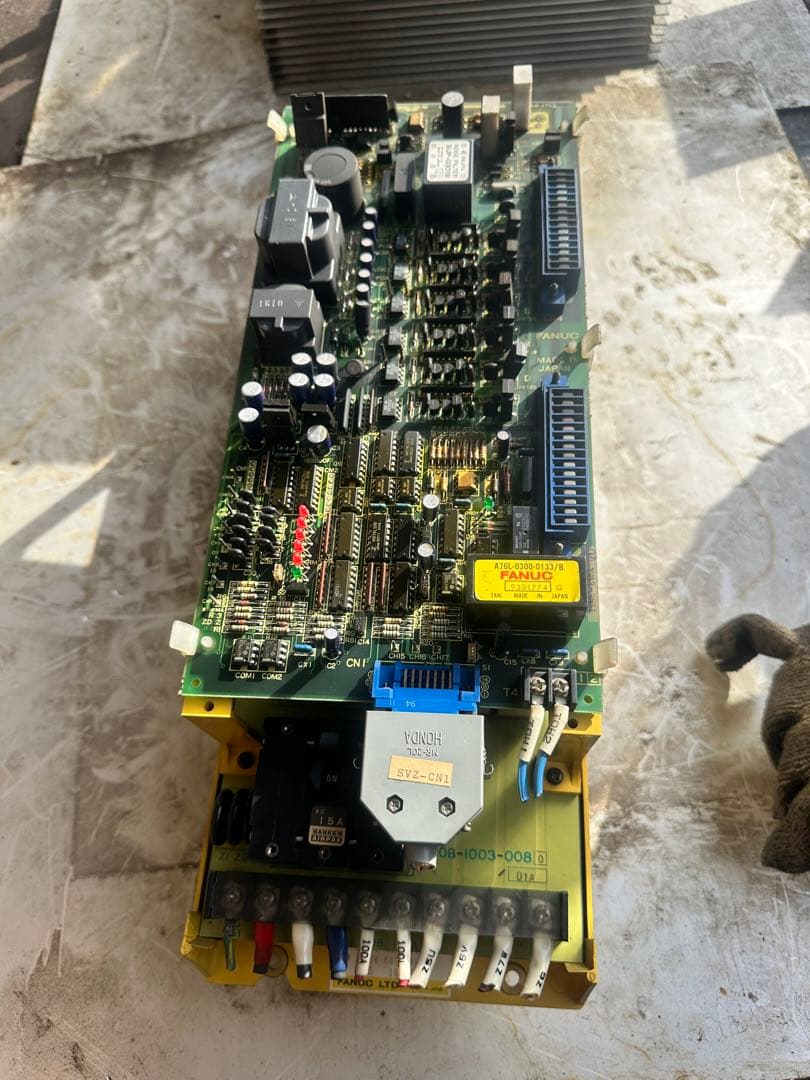 FANUC サーボアンプ A06B-6058-H006