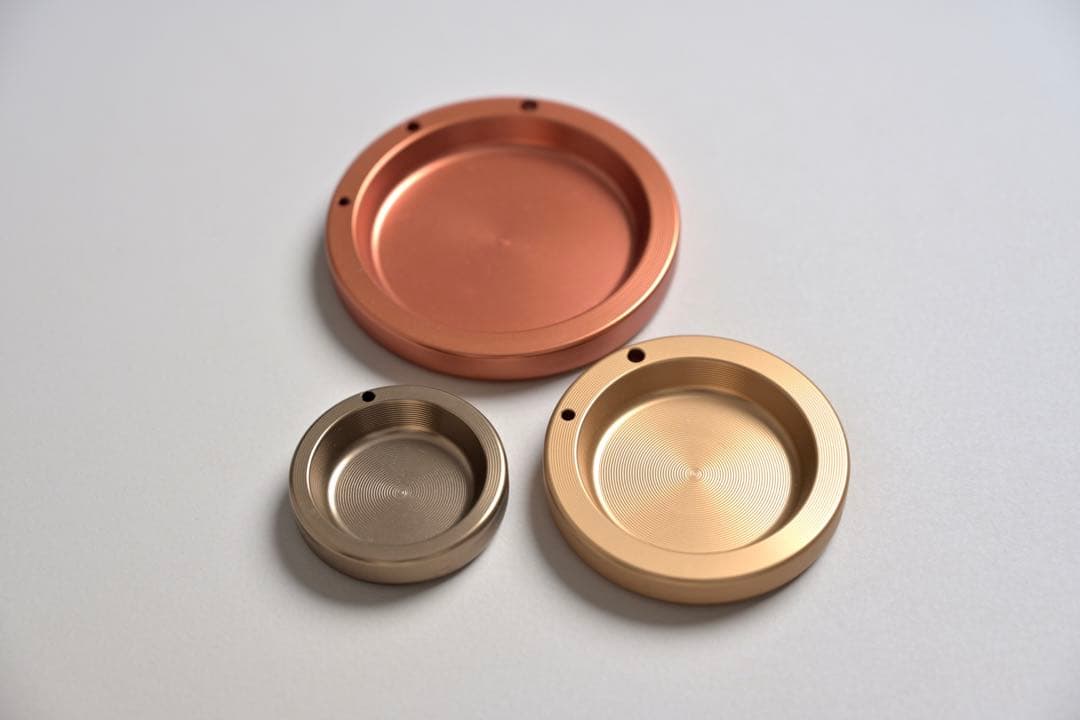 キーボード Screw tray