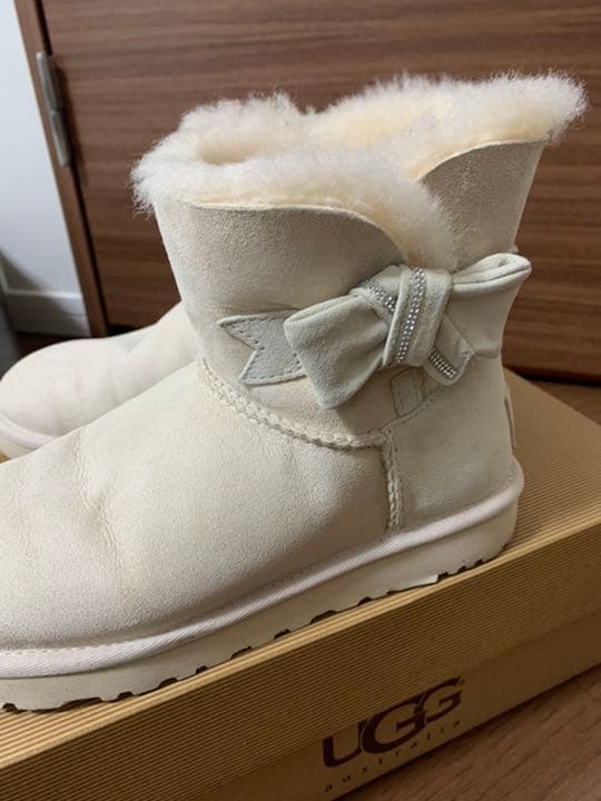 UGG ムートンブーツ　リボン　ジャッキー