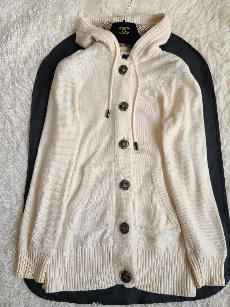 美品✨バーバリーブルーレーベル ニットコート ノバチェック ロゴボタン