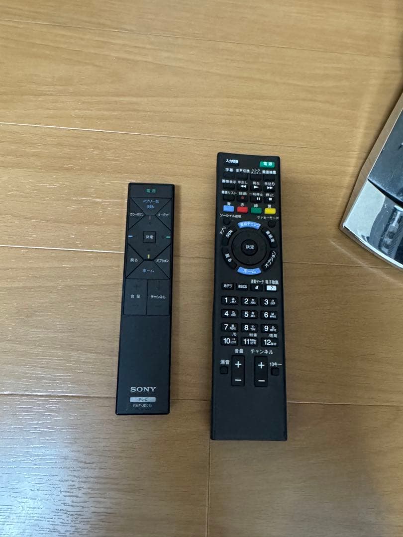SONY ソニー　液晶テレビ　40インチ　リモコン2個 KDL-40W900A