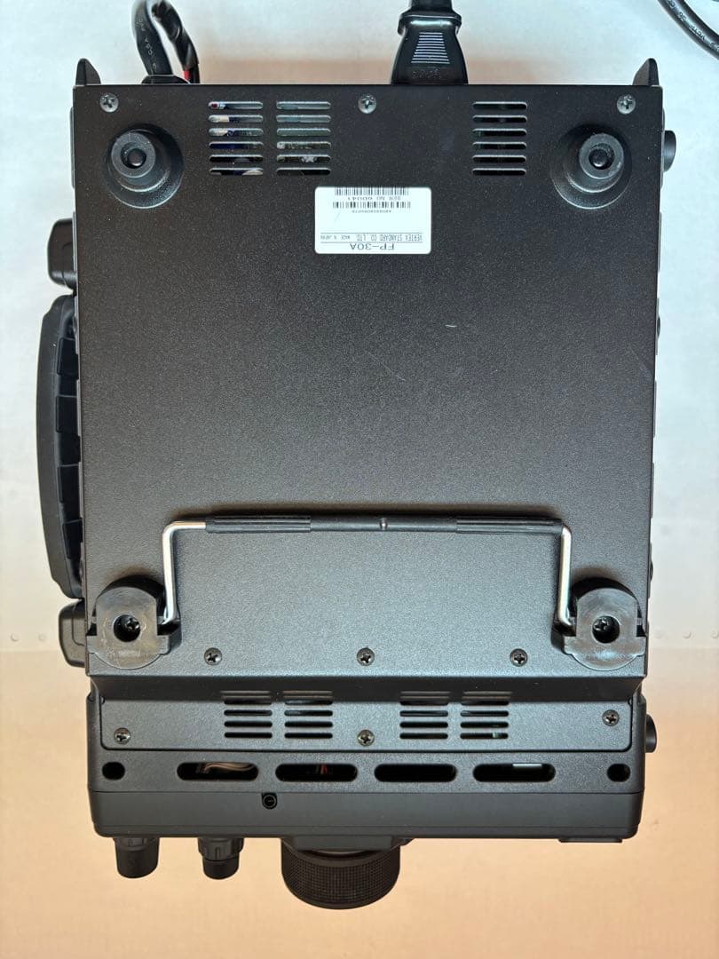 Yaesu FT-897Dトランシーバー ブラック