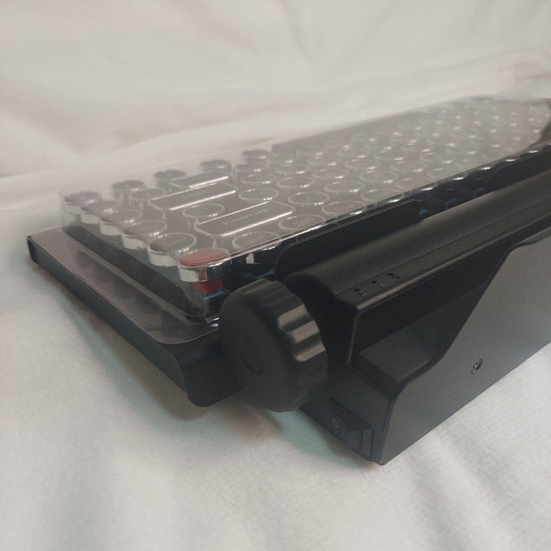 【未使用】QWERKYTOYS キーボード 本体　レトロ風