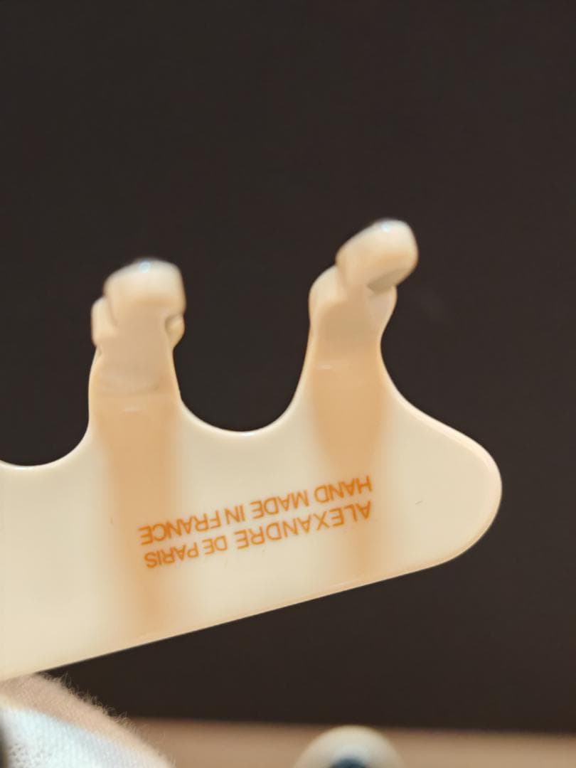 Alexandre de paris クロークリップ ブラック　ロゴ