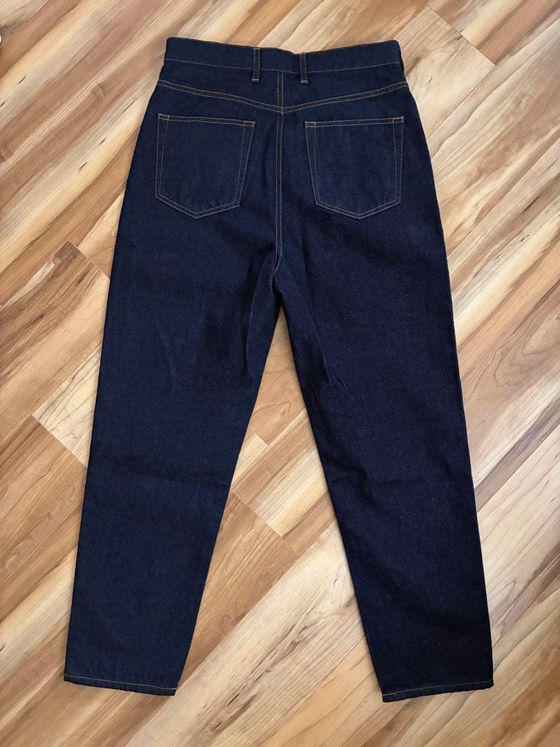 北欧、暮らしの道具店　カジュアルすぎない大人顔　テーパードデニム　L