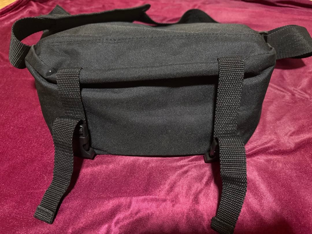 【中古美品】 レイドジャパン メッセンジャーバッグ