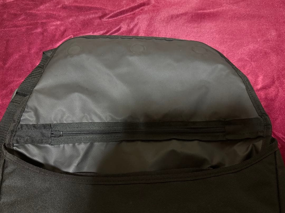 【中古美品】 レイドジャパン メッセンジャーバッグ