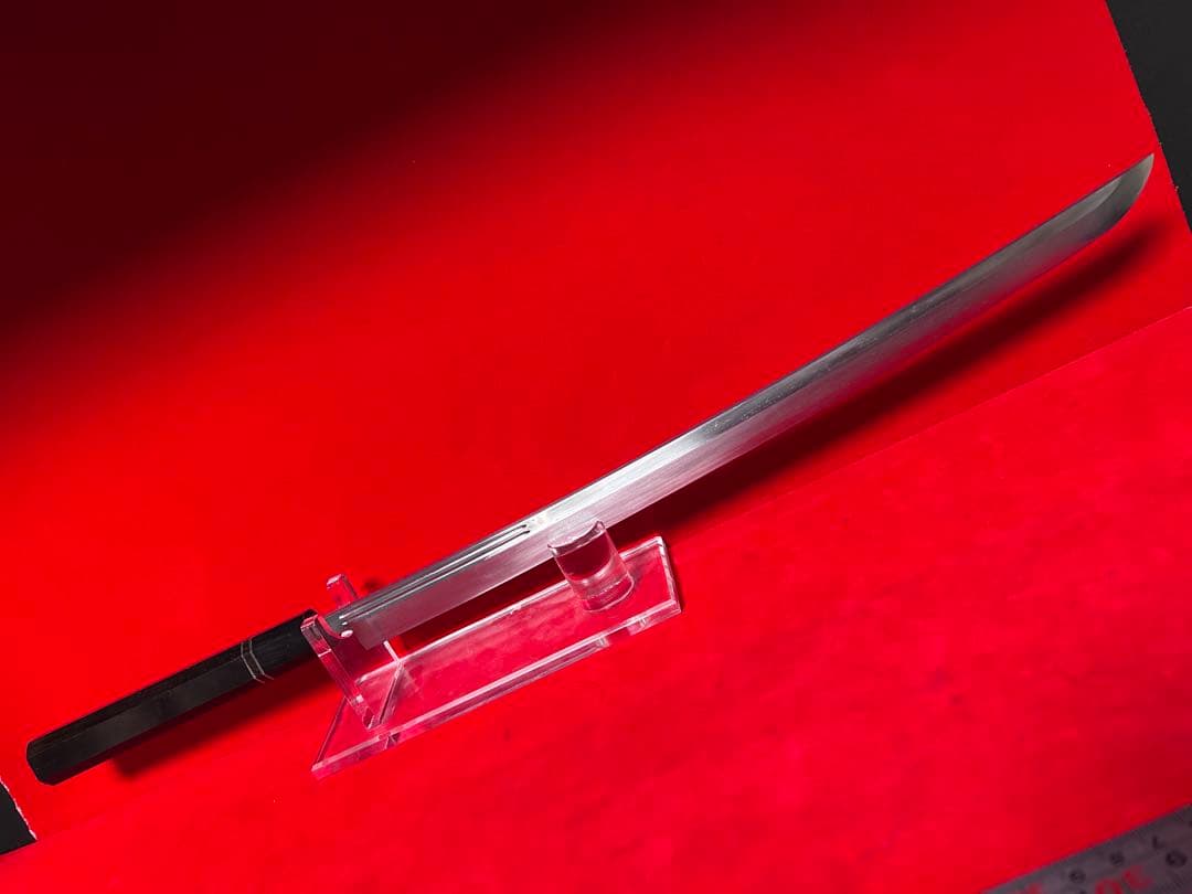 01565 包丁　マグロ包丁　天然砥石研　地肌綺麗　鞘有り　未使用品