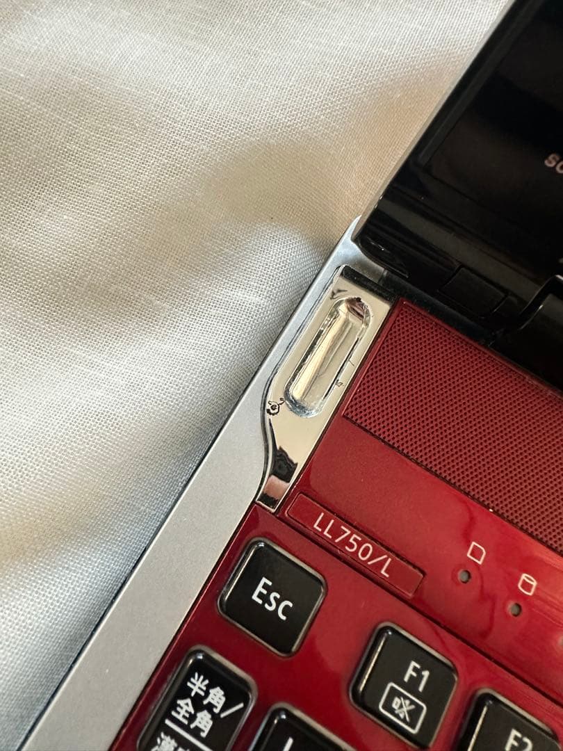 Lavie LL750/L 赤色