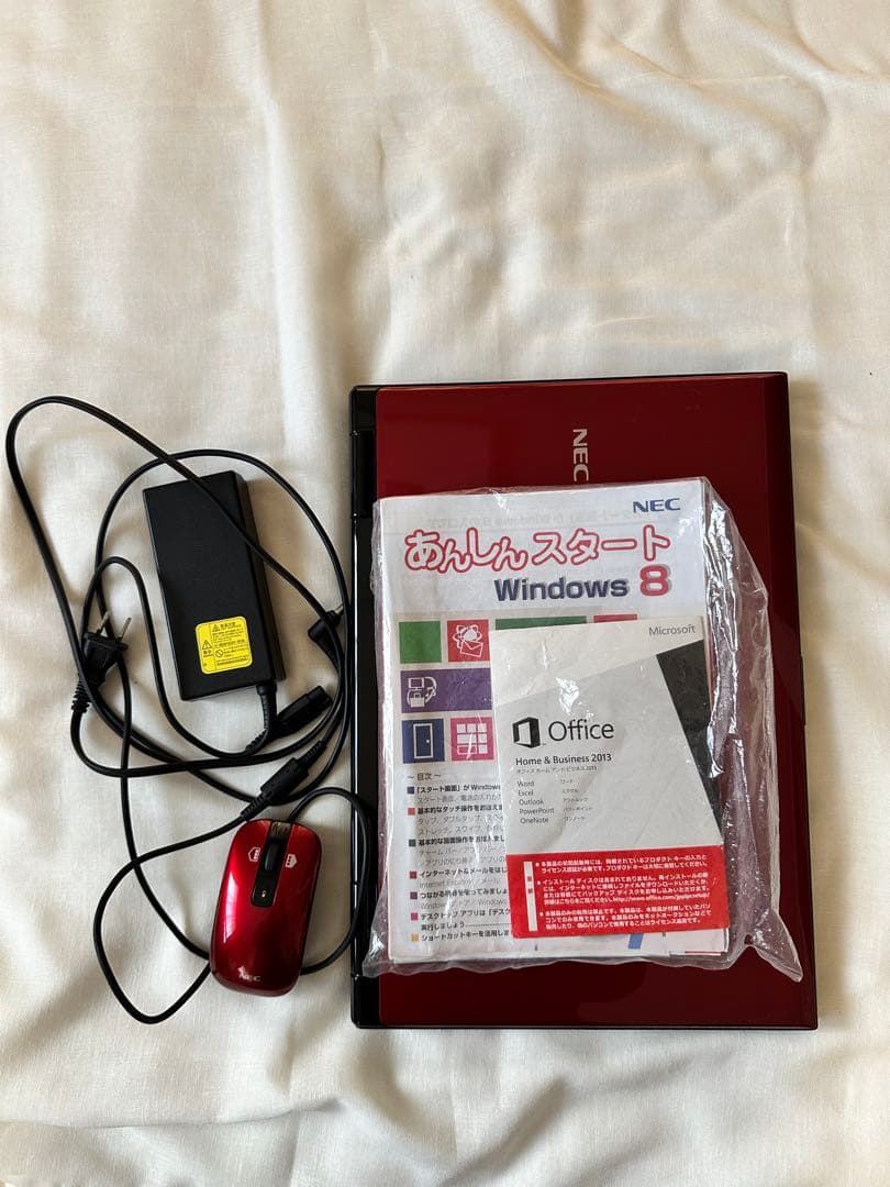 Lavie LL750/L 赤色