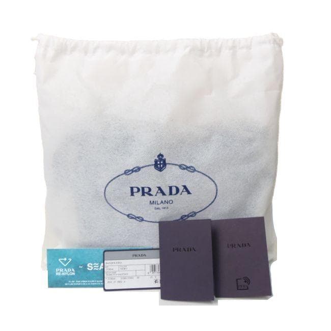 新品 PRADA プラダ Re-Nylon メッセンジャーバッグ 2VH144