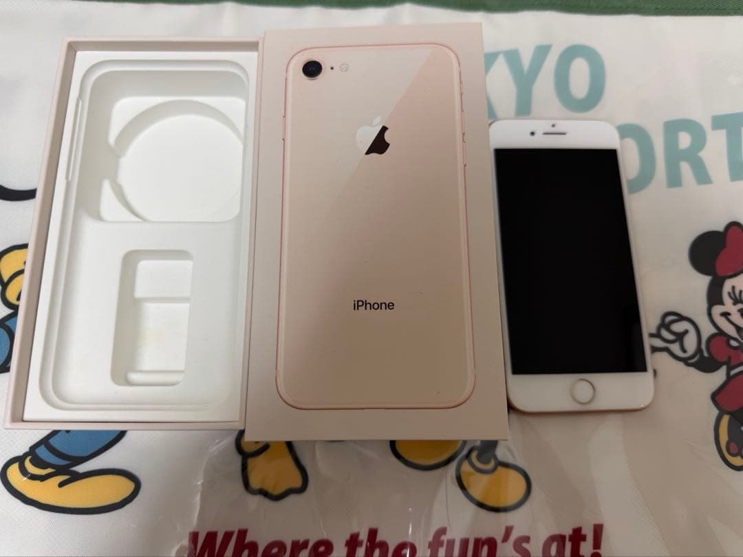 Apple iPhone 8 64GB SIMロックあり