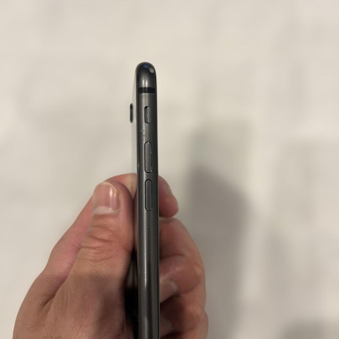 ブラック iPhone スマートフォン本体