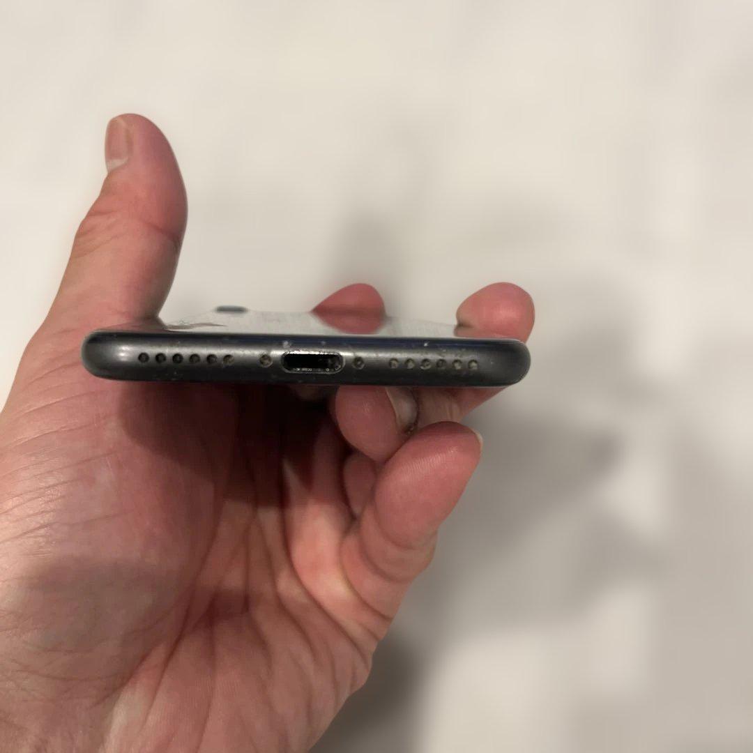 ブラック iPhone スマートフォン本体