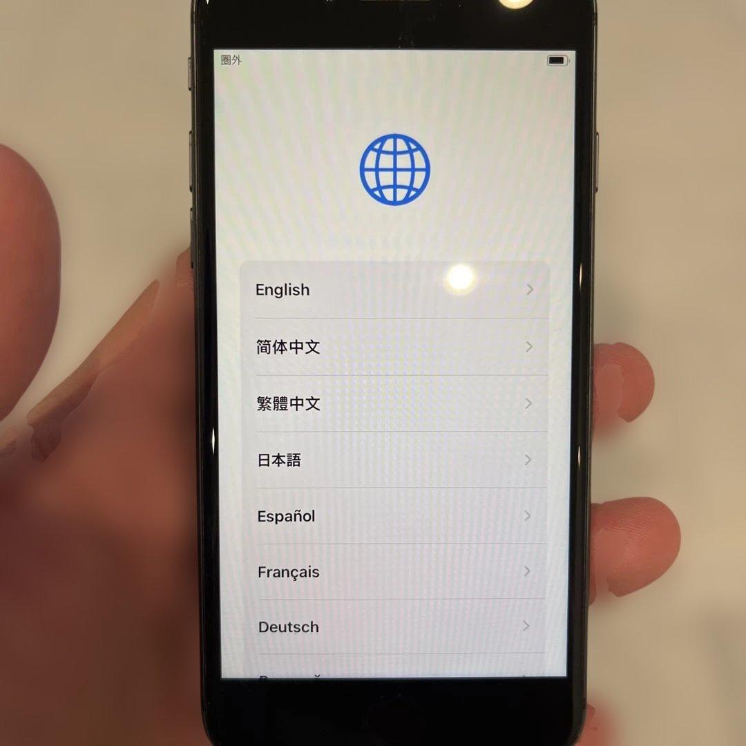 ブラック iPhone スマートフォン本体