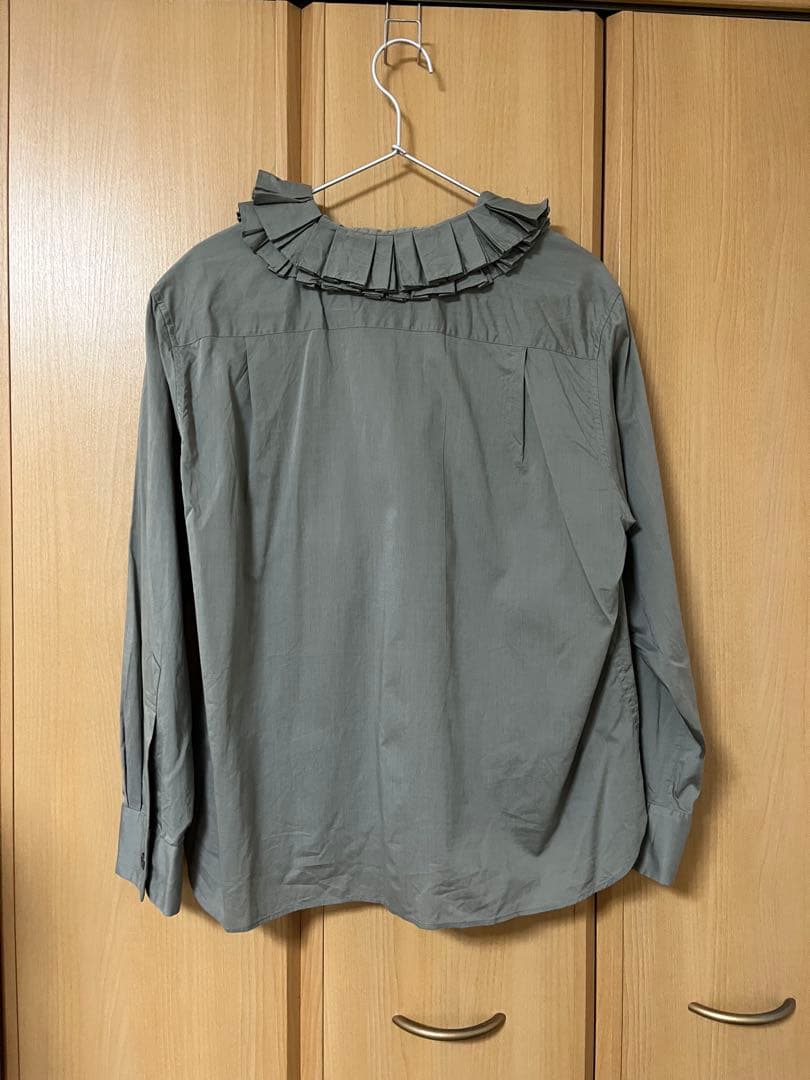 MARGARET HOWELL / フリルシャツ