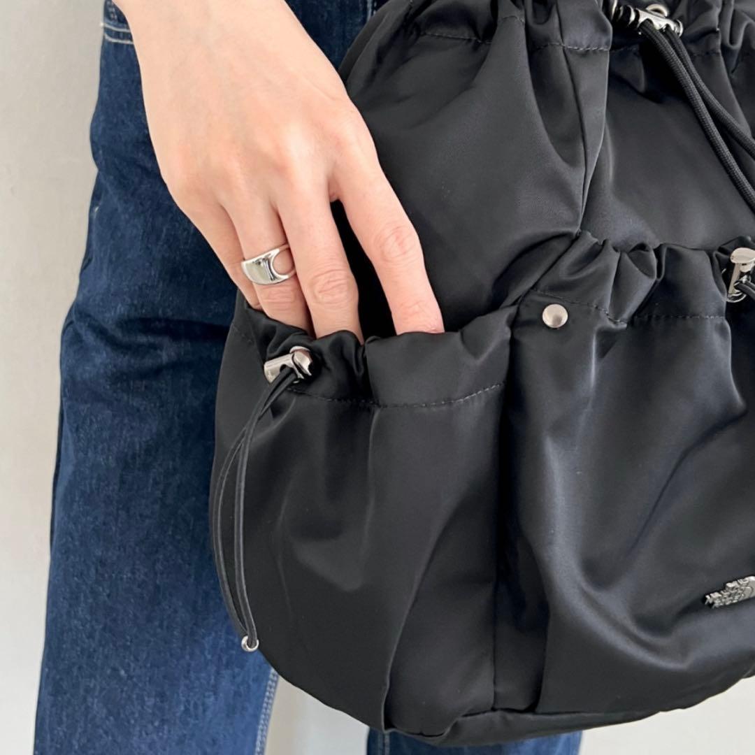 大人気！韓国限定✨ノースフェイス Bonney Pack M ブラック　新作