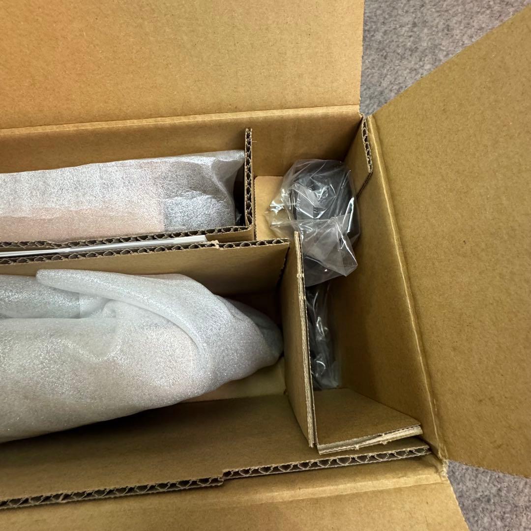 【未使用】Panasonic コードレス充電式掃除機 MC-PBP101J-P