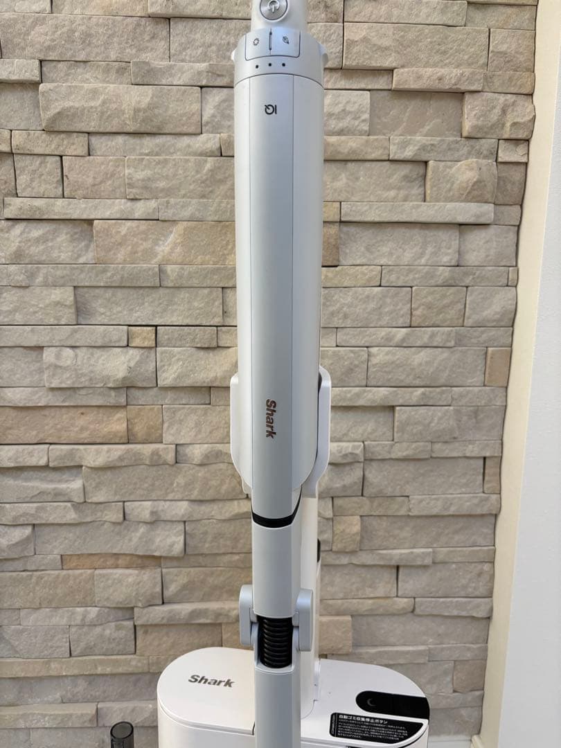 【美品】Shark LC351JWH ミスティックホワイト シャーク