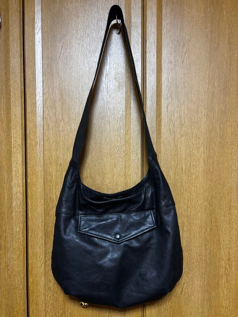 CCU /レザーショルダーバッグ